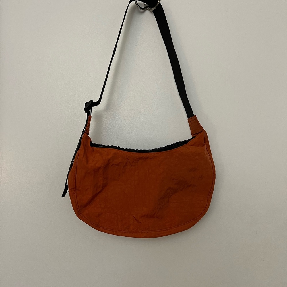Baggu Medium Nylon Crescent Bag Sienna